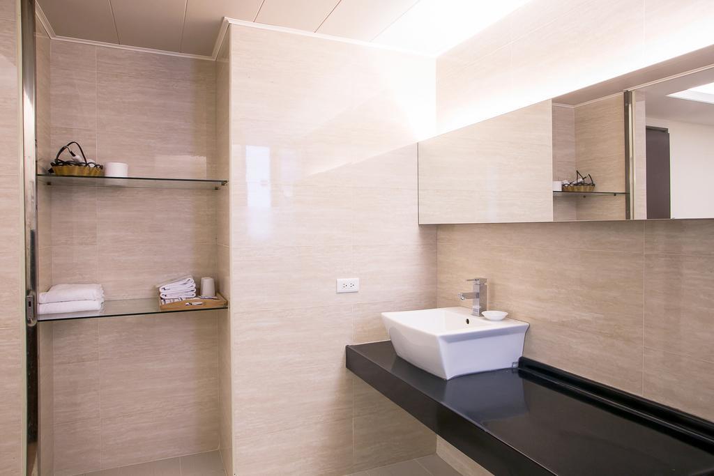 Huang Shin Business Hotel-Chung Kang Taichung Dış mekan fotoğraf